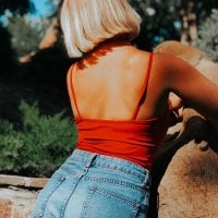 Briana_Jax offline chatrum