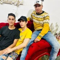 trio_twink_sex 離線聊天室