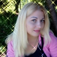 LeilaBloom's Offline Chat Room