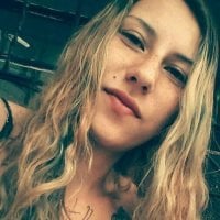 fantasy_starr's Offline Chat Room