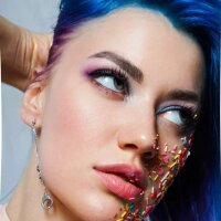 Roxy-Queen Adlı Modelin Çevrimdışı Sohbet Odası