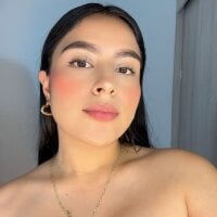 sofiaadams3 офлайн чат стая