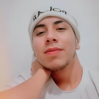 kevinroldann Offline chatroom