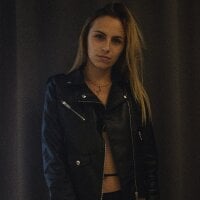 Victoria_shakeX 离线聊天室
