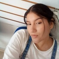 ABBYSEXY_13's Offline Chat Room