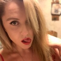 Gudisan89's Offline Chat Room