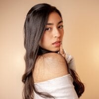 canelleGarces webcam model