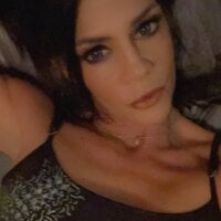 sharonmoorecoxx Adlı Modelin Çevrimdışı Sohbet Odası