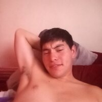 elcolombiano12345's Offline Chat Room