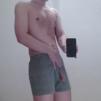 Ponedelnik Adlı Modelin Çevrimdışı Sohbet Odası