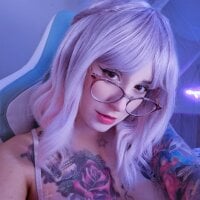 Ahrya_'s Avatar Pic