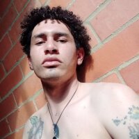 Dany_milkの無料ライブウェブカメラショー＆XXXチャット xHamsterLive