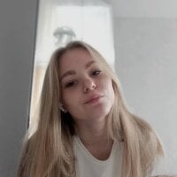 EvadingGown webcam