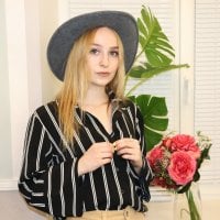 LizzieWhite's Offline Chat Room