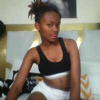 Creamycandy12 webcam