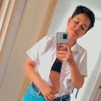 liliana_mat22 Ruang Obrolan Offline