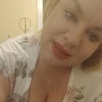 LisaMillerx webcam model