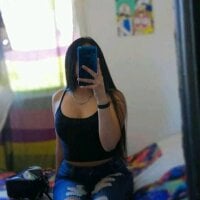 Rebe_ca's Offline Chat Room