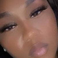 Pussycreamepie webcam model