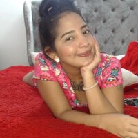 rubi_24 Adlı Modelin Çevrimdışı Sohbet Odası