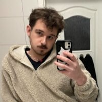 fro0oty model avatar