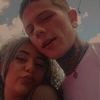 Carly_and_1jorsh Adlı Modelin Çevrimdışı Sohbet Odası