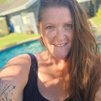BlazzingBetty webcam model