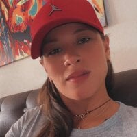 Paloma_Desire webcam model
