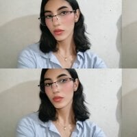 miia_wolf webcam