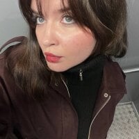 LanaTreades webcam model