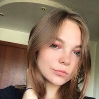 LoriEvans Adlı Modelin Çevrimdışı Sohbet Odası