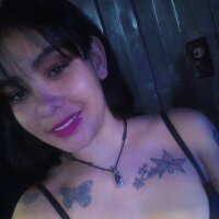 tiffanyrosss' Offline Chat Room