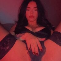 reinalatinaVIP webcam model