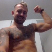 Bisexualslut32 离线聊天室