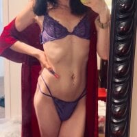 Mistress_Pea webcam