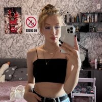 Gabi_Crystal webcam model