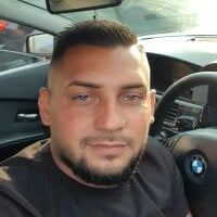 robo077's Profile Pic