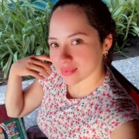 Junieth_1 webcam model