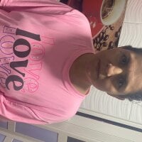 sandritaalvaradoxd's Offline Chat Room