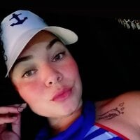 Diana-reyes' Offline Chat Room