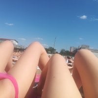 blondelittle1 Adlı Modelin Çevrimdışı Sohbet Odası