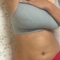 nikki_singh01 webcam model