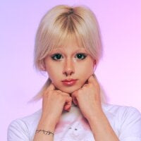 YolandiWhiteLive Webcam