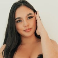 ChloeWalkerX Adlı Modelin Çevrimdışı Sohbet Odası