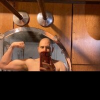 bighung1990's Avatar Pic