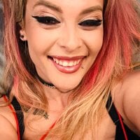 ZoeMesmerize's Avatar Pic