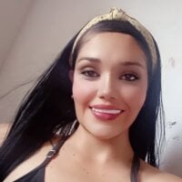 claucris_1998 webcam model