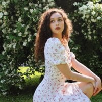 LucyPalmerf's Avatar Pic