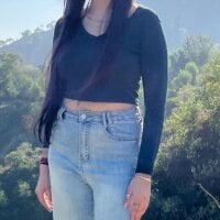 kangnashukla92 webcam model