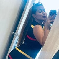 Luna_Roousee offline chatrum